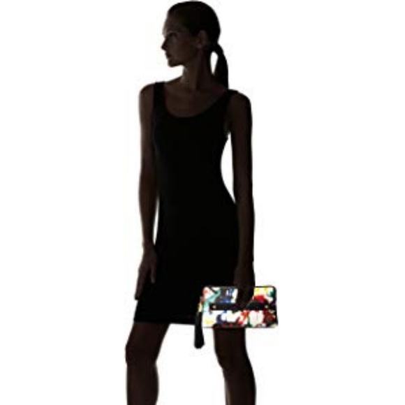 SOLD! * Milly Splatter Paint Clutch - Picture 6 of 6